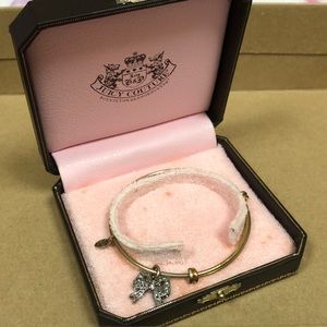 Juicy Couture Bow Wish Bangle